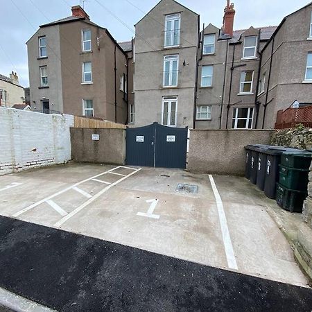Central Llandudno, Private Parking Near To Beach, Pier & Shops エクステリア 写真