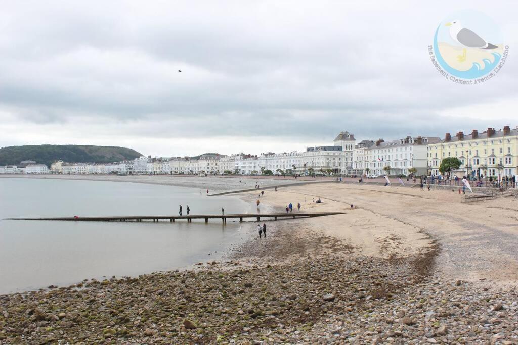 Central Llandudno, Private Parking Near To Beach, Pier & Shops エクステリア 写真
